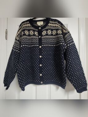 Vintage Eddie Bauer Blue White Celtic Snowflake Fair Isle Cardigan Sweater.